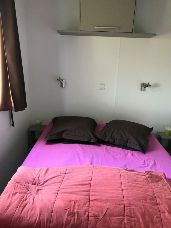 Mobil Home Climatise Camping 4* Le Grau Du Roi Les Jardins De Tivoli Extérieur photo